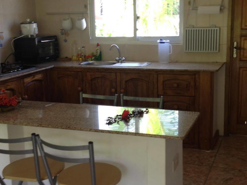 Marl Self Catering Villa Pointe La Rue Екстериор снимка