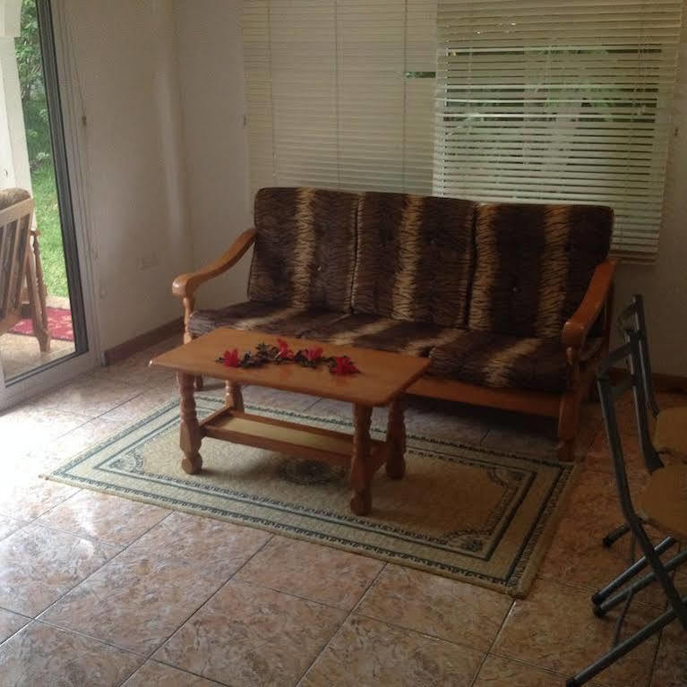 Marl Self Catering Villa Pointe La Rue Екстериор снимка